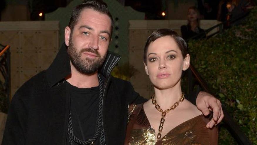 1280_rose_mcgowan_davey_detail_458027634_ren640